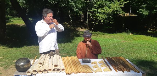 Casa ţărănească de pe bancnota de 10 lei, în Dumbrava Sibiului